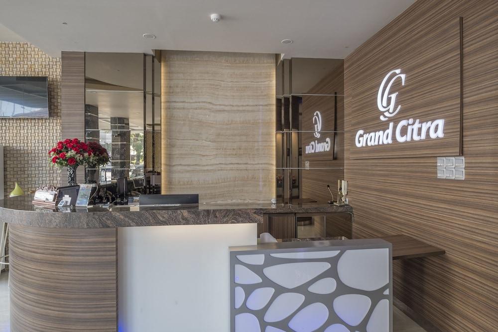Hotel Grand Citra Makassar Eksteriør bilde
