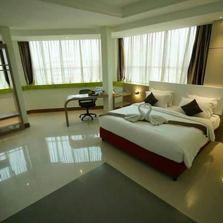 Hotel Grand Citra Makassar Eksteriør bilde